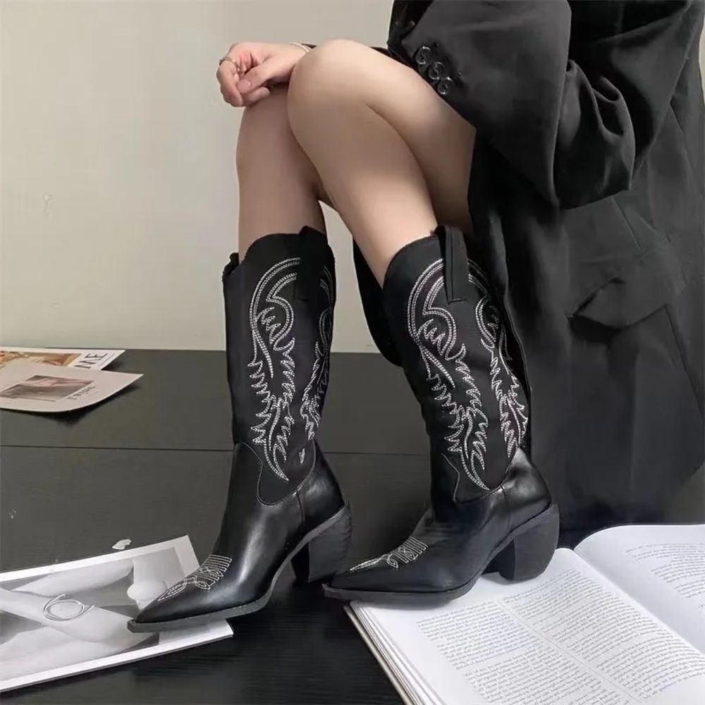 🛑AT COST! Black Embroidered Aztec Western Boho Festival Boot Vegan Suede leather - Picture 5 of 9